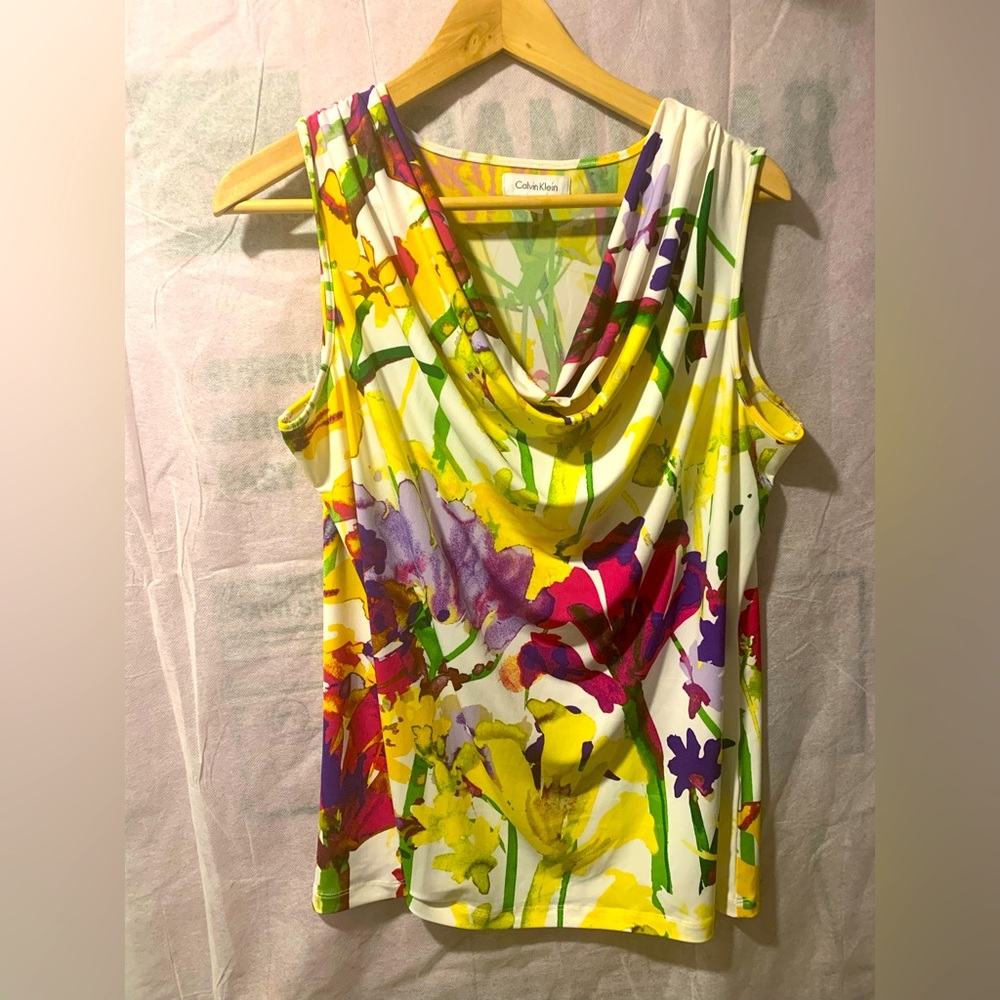CALVIN KLEIN sleeveless floral print casual top L